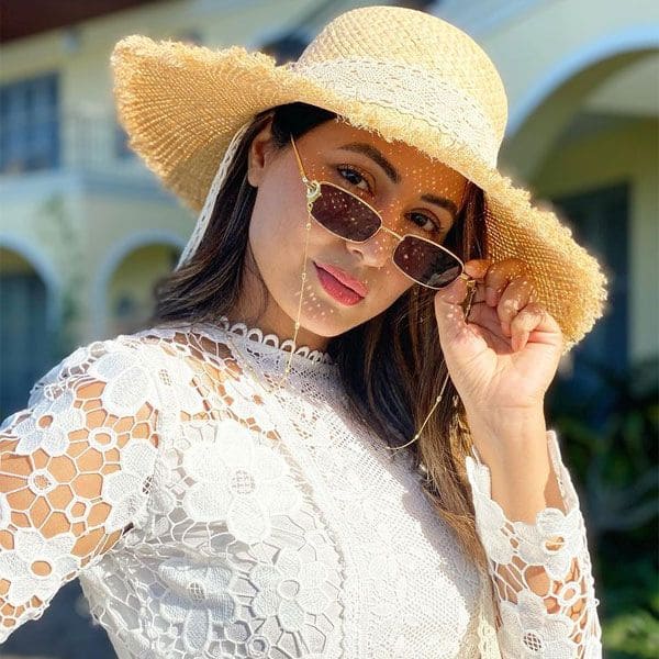 Hina Khan and photos