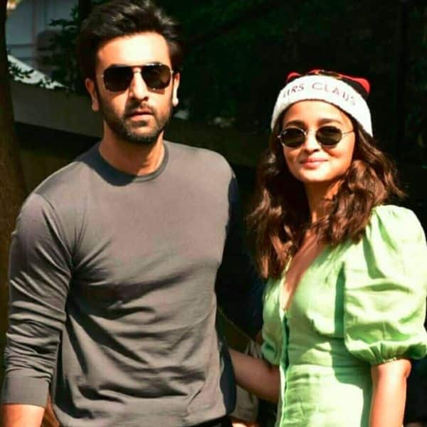 Ranbir Kapoor Alia Bhatt Wedding Two Days Two Hints That The Preparations Have Begun