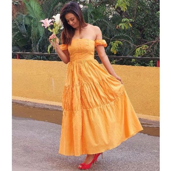 Does she look like Belle?