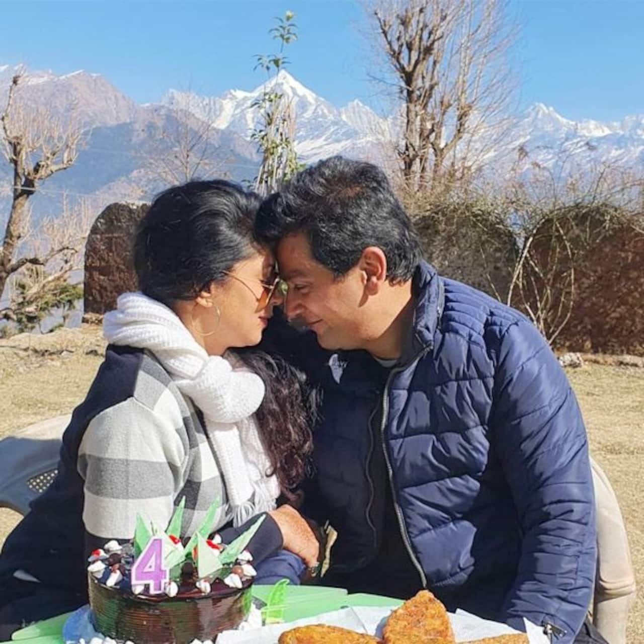 Bigg Boss 14: Kavita Kaushik, husband Ronnit Biswas celebrate fourth