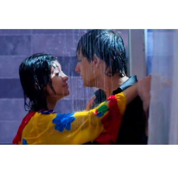 Naira’s cute gift for Kartik