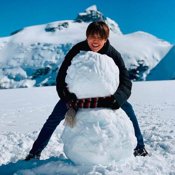 BTS: Jimin Having Fun In The Snow Will Definitely Make Your Friday Better