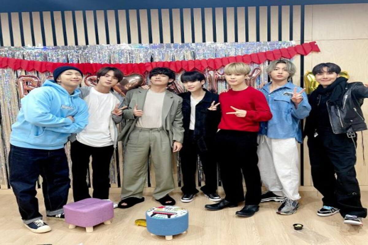 Did You Know Bts Earned This Staggering Amount From Spotify As Their Royalties Bts spotify kod igrok nakleyka. bollywood life