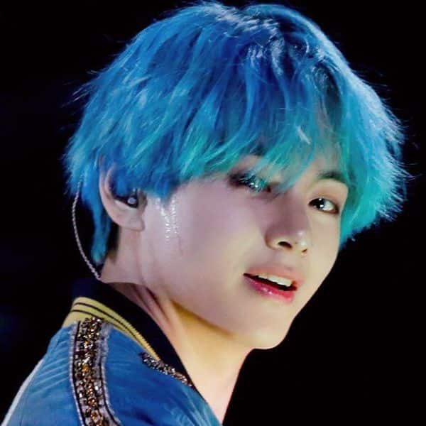 Bts V S Notes From Blue And Grey Are A Treat For Any Fan Watch Video