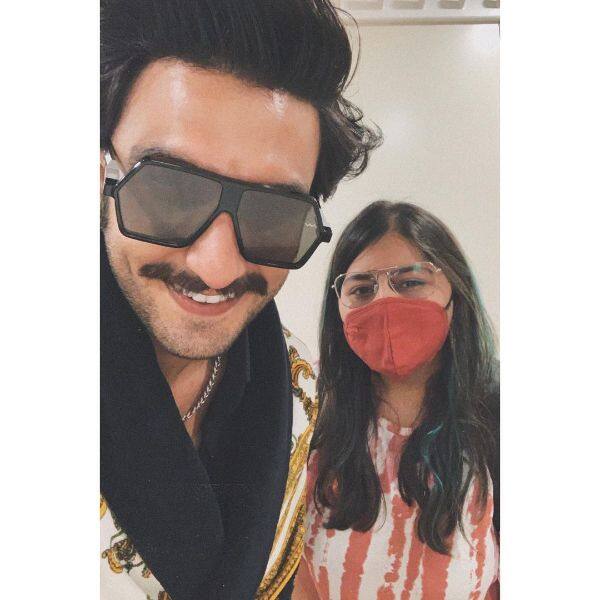 Ranveer joins the latest Pawri Ho Rahi Hai trend