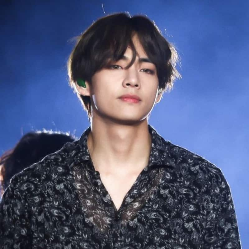 Bts 9 Times Kim Taehyung Aka V Rocked Black Outfits In His Stage Performances 