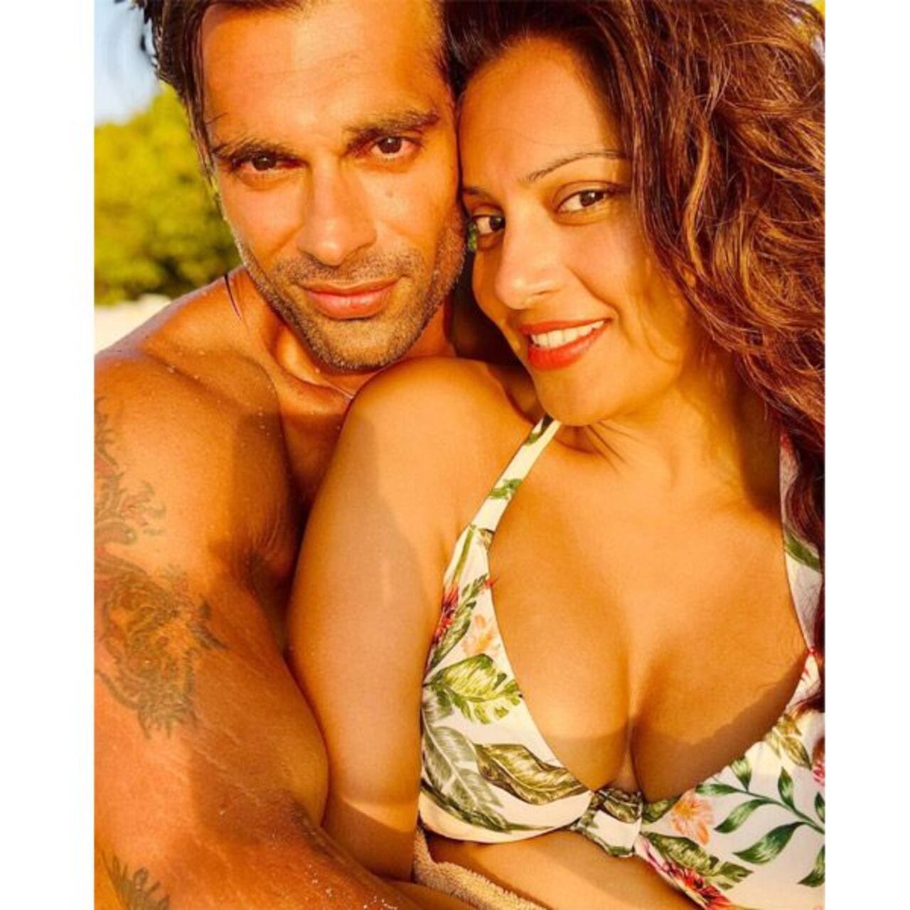 Bipasha Basu Karan Singh Grover S Pda From The Maldives Has The Sunset Vibes And These Pics