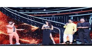 Indian Idol 12: Rajkummar Rao, Varun Sharma and Janhvi Kapoor add their spooky 'Roohi' touch to the upcoming episode