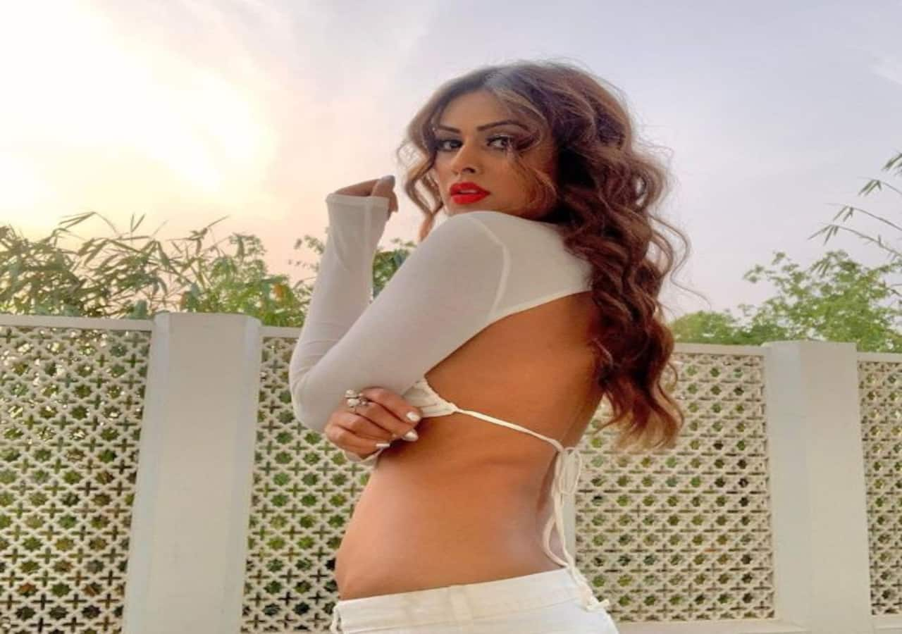 Nia Sharma does a hot dance to celebrate 6 Million Instagram followers –  watch video