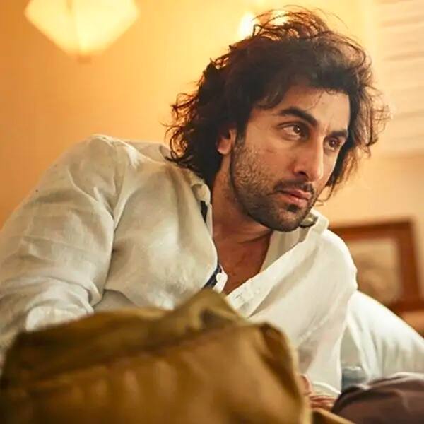 Ranbir Kapoor tests COVID-19 positive