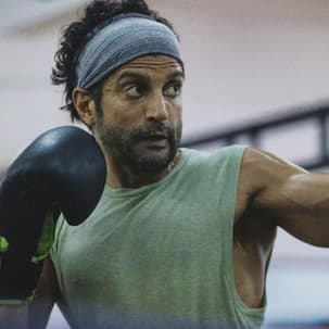 Toofan PREP MODE: Jabs cross, hook, uppercut; Fathan Akhtar's training will make you want to hit the ring, too — watch video