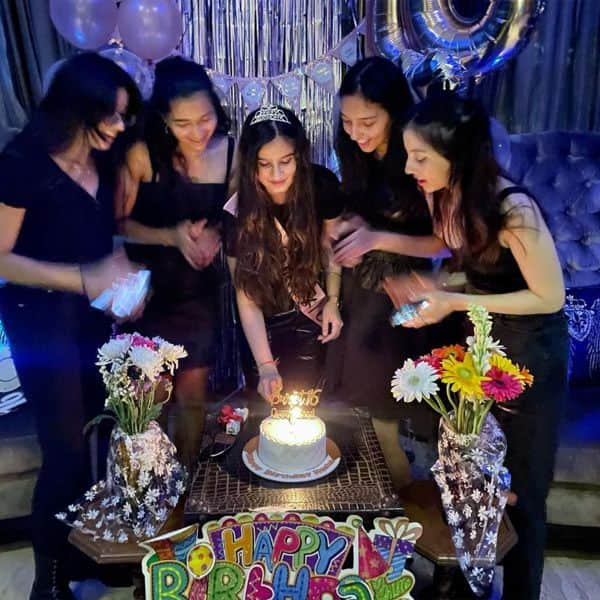 Raveena Tandon Gives A Sneak Peek Into Daughter Rashas 16th Birthday Bash With Her Girl Gang 6454