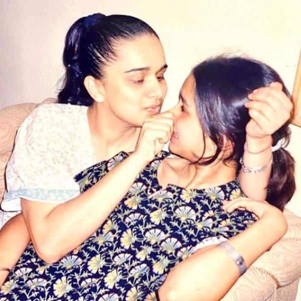 With ‘Divine mommy’
