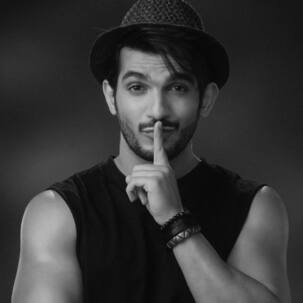10 Things: Arjun Bijlani loves pedicure, is a cleanliness freak and can turn anything into a non-veg joke [Exclusive]