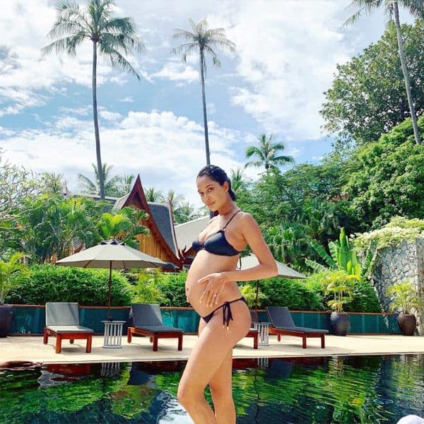All set to welcome her third baby