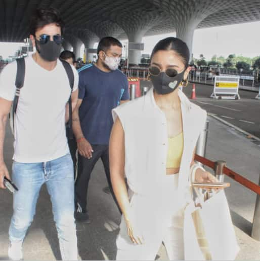 Ranbir Kapoor And Alia Bhatt Trolled For Flying To The Maldives Amidst ...