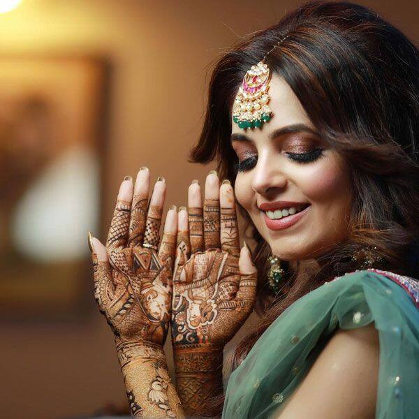 Shaadiwish Inspirations and Ideas | Sugandha%20mishra%20mehendi%20design