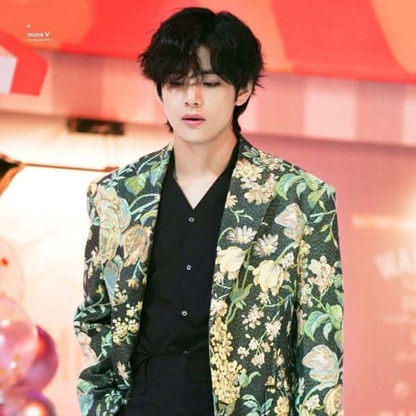 BTS Member Kim Taehyung's Fashion Evolution Since Debut Days, in Pics -  News18