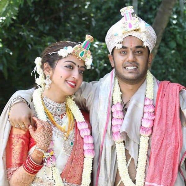 शादी का आयोजन बड़े स्तर करना चाहती थीं Pranitha Subhash