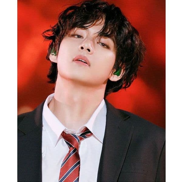 BTS ARMY, V aka Kim Taehyung' prince avatar will leave you swooning – check  out irresistible pictures