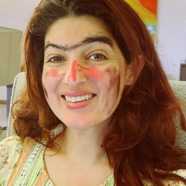 Twinkle Khanna gets a hilarious 'punishment' from daughter Nitara ...