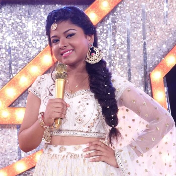 अरुणिता कांजीलाल (Arunita Kanjilal) के लुक ने किया सबको मोहित