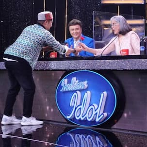 Indian Idol 12: Floored by Pawandeep Rajan's performance on her iconic songs, Zeenat Aman bestows him with THIS SPECIAL title