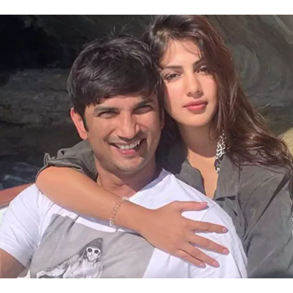 Sushant Singh Rajput and Rhea Chakraborty look straight into the cam!