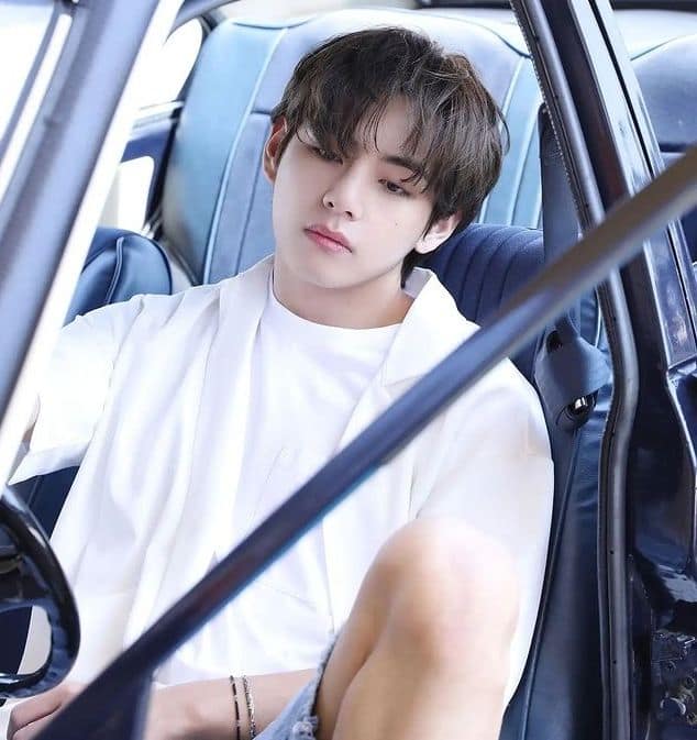 BTS V crowned as the “King of YouTube” | allkpop
