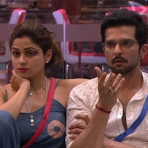 Bigg Boss OTT: Shamita Shetty offers to sleep next to Raqesh Bapat but only on a CUTE condition