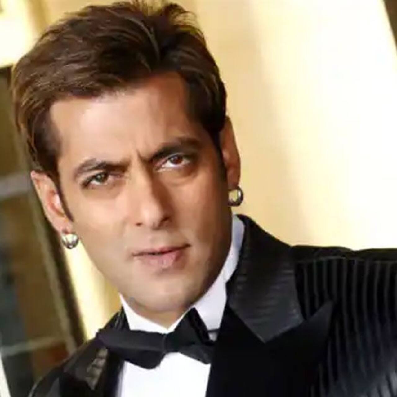 Do you know who is the Most 'RUDE' star in Bollywood? Read shocking