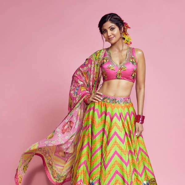Shilpa Shetty redefines ethnic style in her latest lehenga-cape look |  Fashion News - The Indian Express