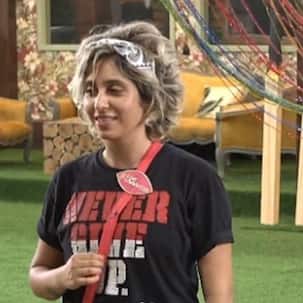 Bigg Boss OTT: Do you think Neha Bhasin plays the victim card almost everytime in the house? Vote Now
