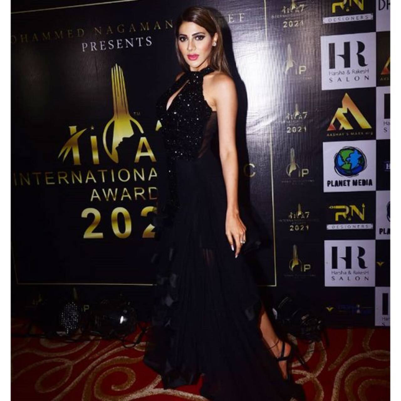 International Iconic Awards 2021: Aly Goni-Jasmin Bhasin, Surbhi ...