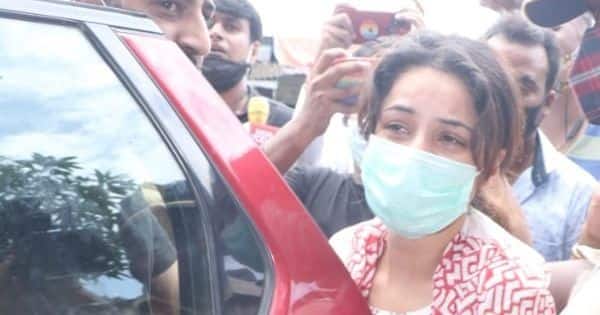 Zareen Khan blasts ‘heartless’ paparazzi for pushing grief-stricken Shehnaaz Gill and shoving cameras and mics on her face