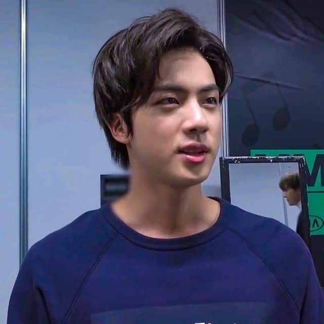 BTS' Jin looks ethereal even without makeup proving why the
