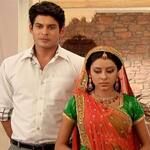 Pratyusha Banerjee की मौत के बाद Sidharth Shukla ने निभाया बेटे का फर्ज, एक्ट्रेस के पिता ने कहा, 'लॉकडाउन में जबरदस्ती भेजी आर्थिक मदद'