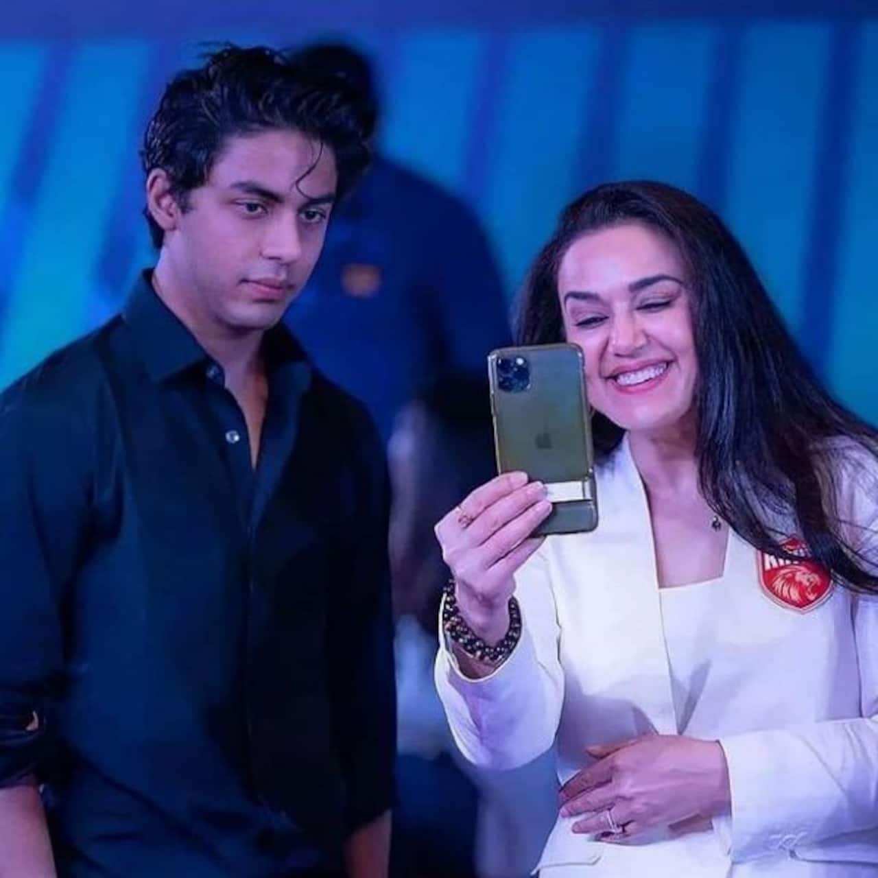 Aryan Khan Arrest: Preity Zinta rushes to Mannat to give moral support to Shah Rukh Khan and Gauri