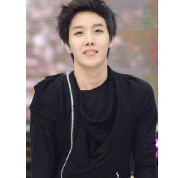 BTS: Fans revisit J-Hope's throwback pics from 2013, regret 'sleeping