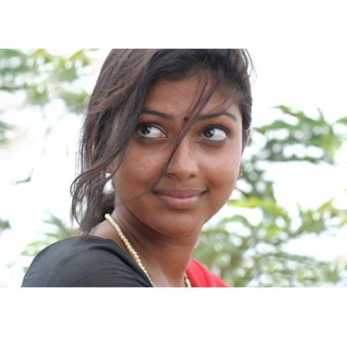 Amala Paul in Mynaa