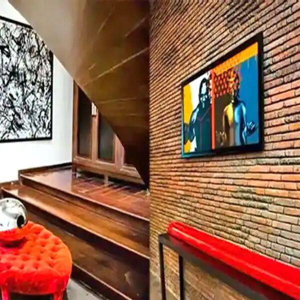 Inside Pictures Of Shah Rukh Khan And Gauri Khan's Rs 200 Crore Mansion ...