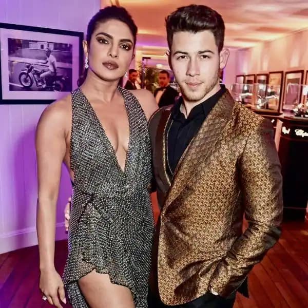 Priyanka Chopra's latest comment on Nick Jonas' post should make fans heave  a sigh of relief after divorce rumours go viral