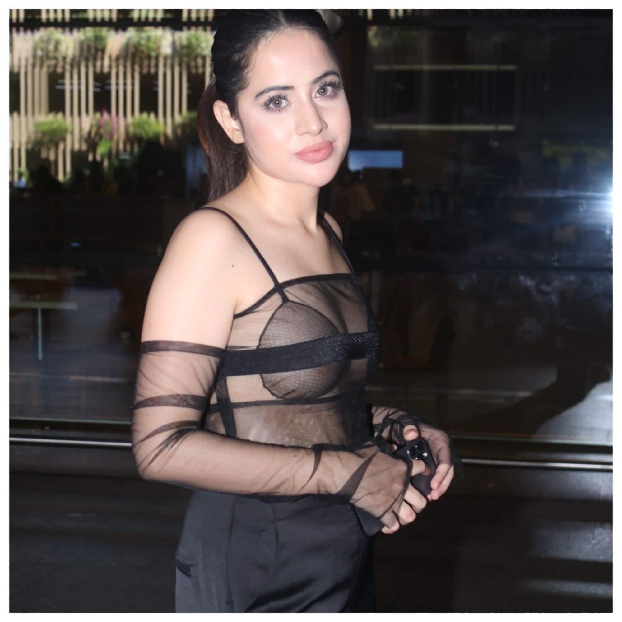 Urfi Javed के सिर से उतरा फैशन का बुखार