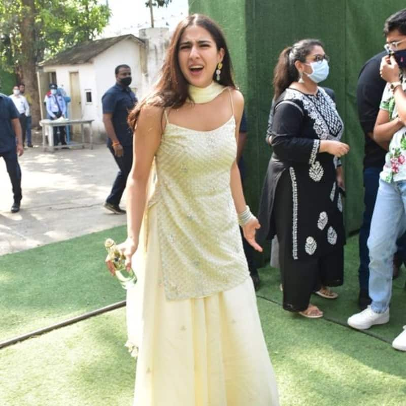 Sara Ali Khan apologises after her security guard pushes a paparazzi; fans say, 'very well brought up by Amrita Singh' – watch video