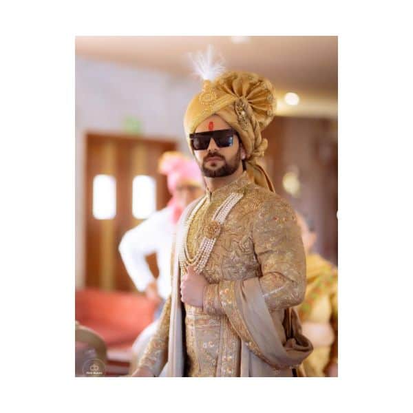 किसी रियासत के राजकुमार लग रहे हैं संजय गगनानी (Sanjay Gagnani)