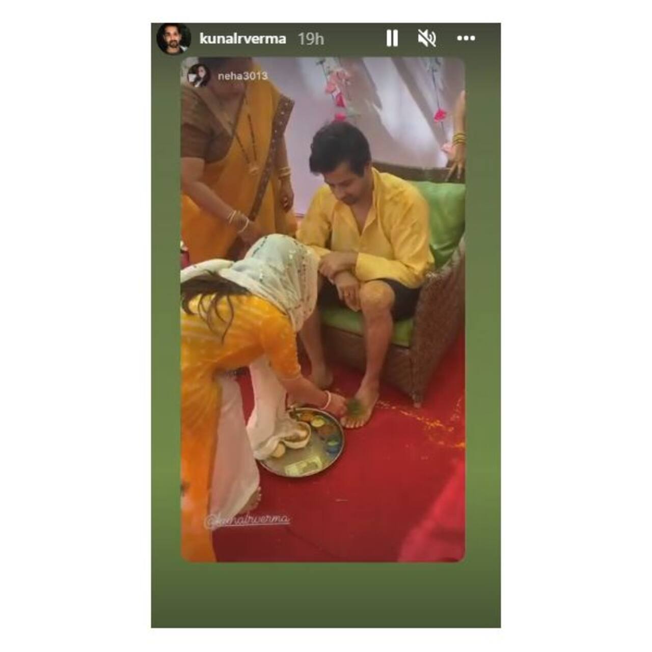 शादी से पहले हल्दी लगवाते दिखे कुणाल वर्मा (Kunal Verma) और पूजा बनर्जी (Puja Banerjee)