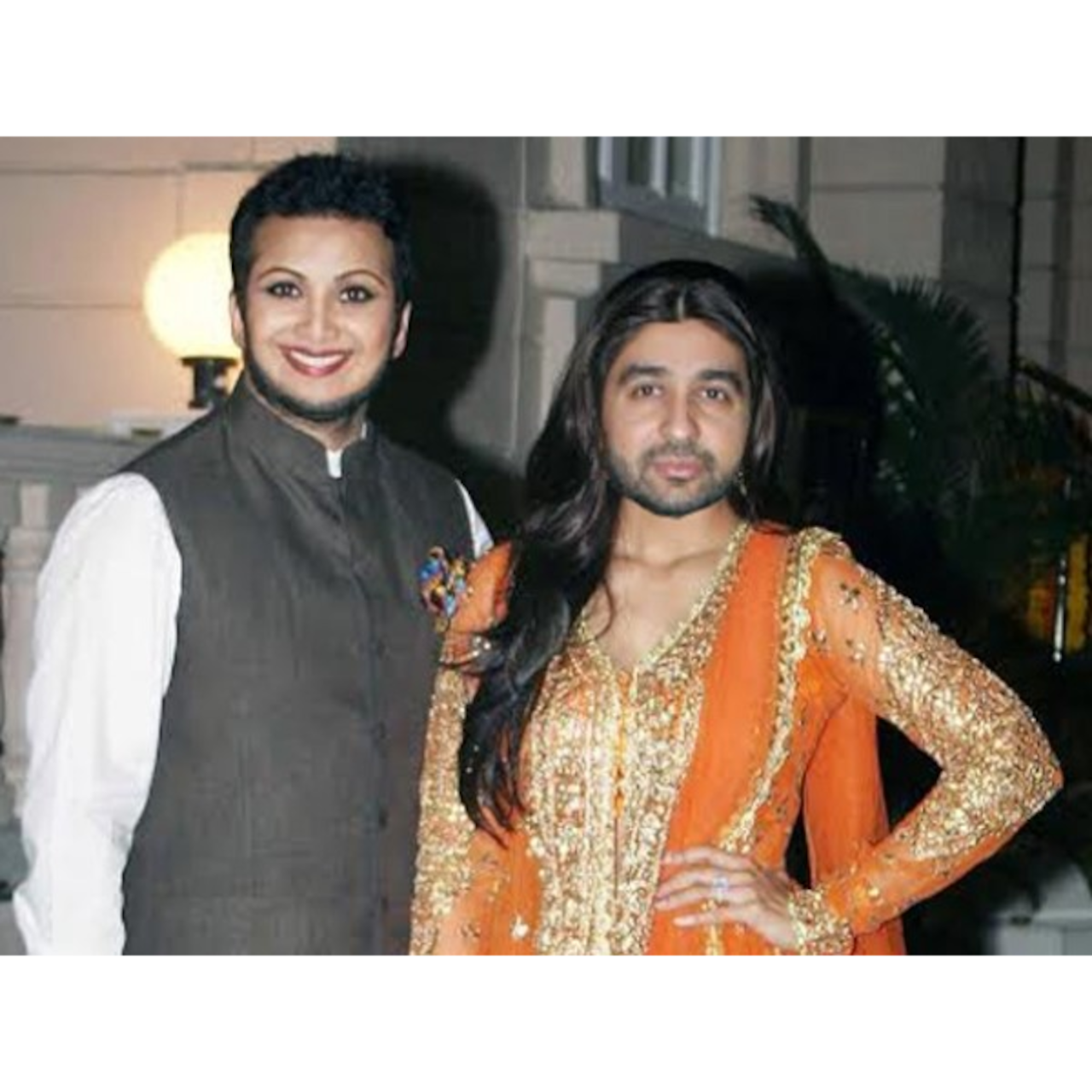 Shah Rukh Khan-Gauri Khan, Saif Ali Khan-Kareena Kapoor Khan and more: These face swap pictures of Bollywood couples are funny AF – view pics Shah Rukh Khan-Gauri Khan, Saif Ali Khan-Kareena Kapoor Khan and more: These face swap pictures of Bollywood couples are funny AF – view pics