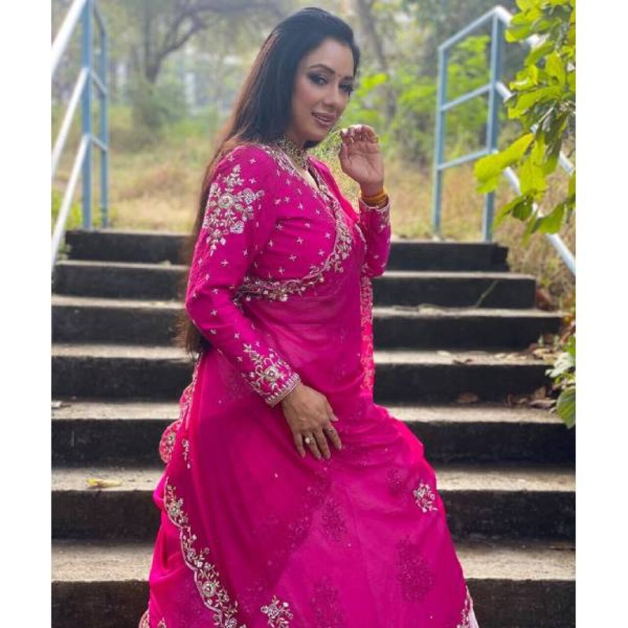 Anupamaa Aka Rupali Ganguly Poses Like Shes Shooting For A Romantic Bollywood Song Amid Trees