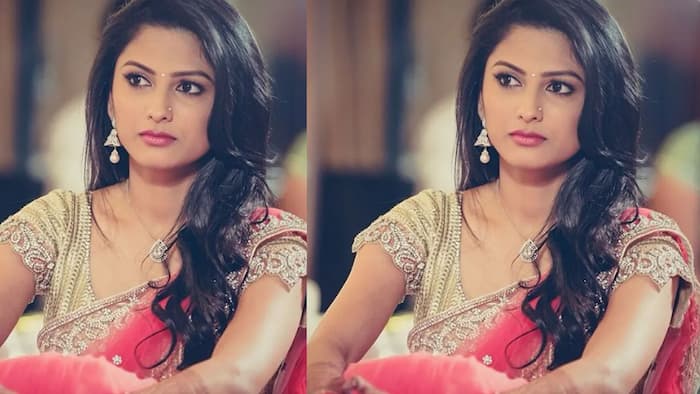 रुचा हसब्निस (Rucha Hasabnis)