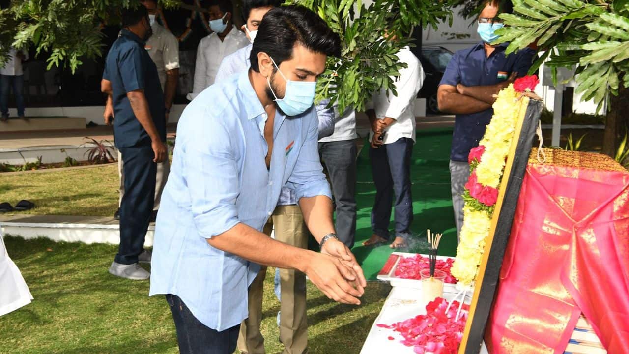 Ram Charan performs the puja